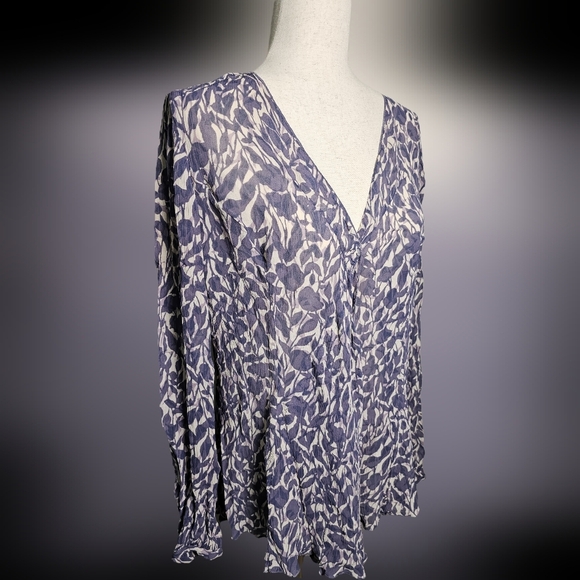 J-Jill Faux Wrap Crinkle Cloth, Crepe, Floral, V-Neck Rayon Blouse, Top Large - Picture 5 of 12